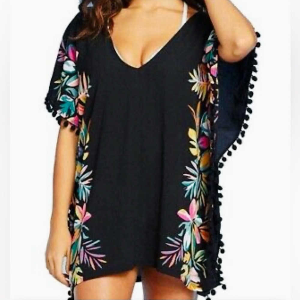 Xhilaration Floral Beach Cover-up kaftan with pom pom Size Medium